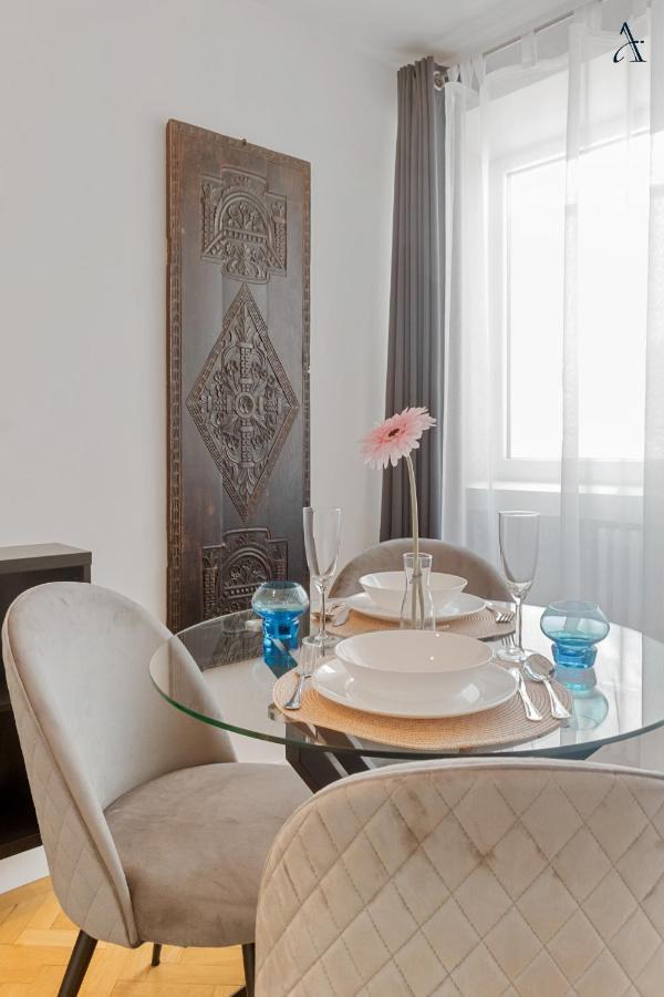 Rentforcomfort Coquette 1Bdr Calea Victoriei Бухарест Екстер'єр фото