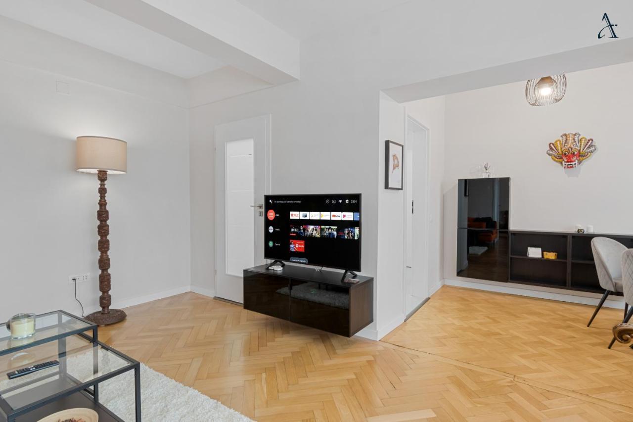 Rentforcomfort Coquette 1Bdr Calea Victoriei Бухарест Екстер'єр фото